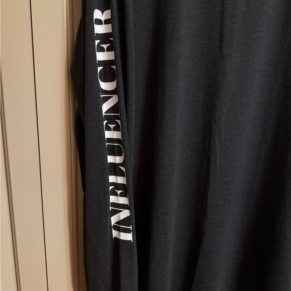 LuLaRoe Unisex Hudson Charcoal Tee 3XL NWT - Picture 4 of 4